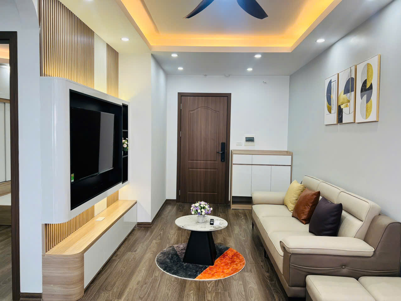 Bán căn hộ chung cư HH Linh Đàm, Hoàng Mai 71m2, 2 ngủ siêu đẹp giá chỉ nhỉnh 2 tỷ - Ảnh chính