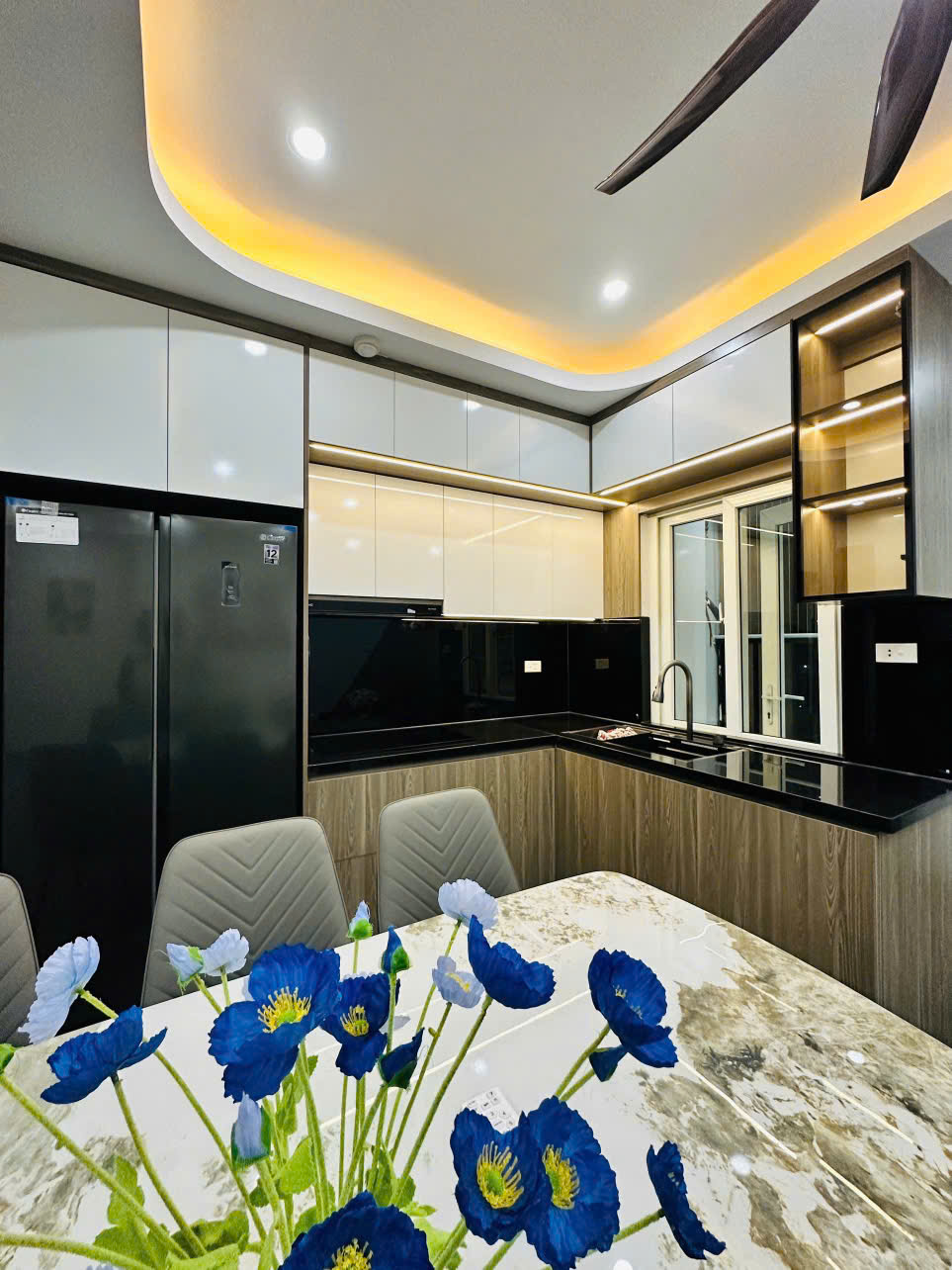 Bán căn hộ cc Rainbow Linh Đàm, Hoàng Mai, 93m2, 3 ngủ, giá 6ty4 - Ảnh 4