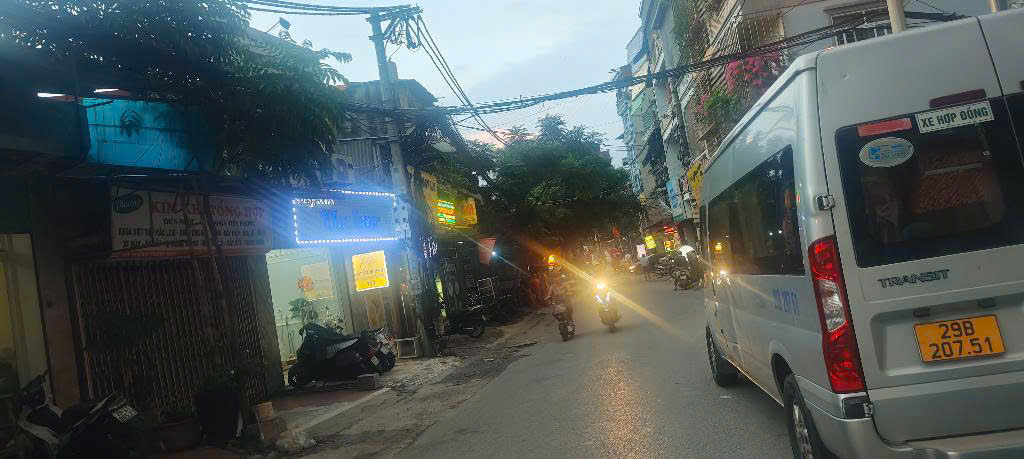 KHÔNG THỂ BỎ LỠ NHÀ MẶT PHỐ THANH BÌNH - CƠ HỘI VÀNG ĐỂ BỨT PHÁ THU NHẬP - Ảnh 2