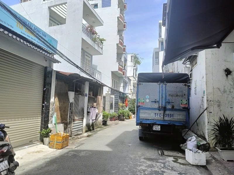 BÁN NHÀ - TÂN HƯƠNG - TÂN PHÚ - HẺM XE HƠI NÉ NHAU - 72M2 - CHỈ 7.3 TỈ - Ảnh 1