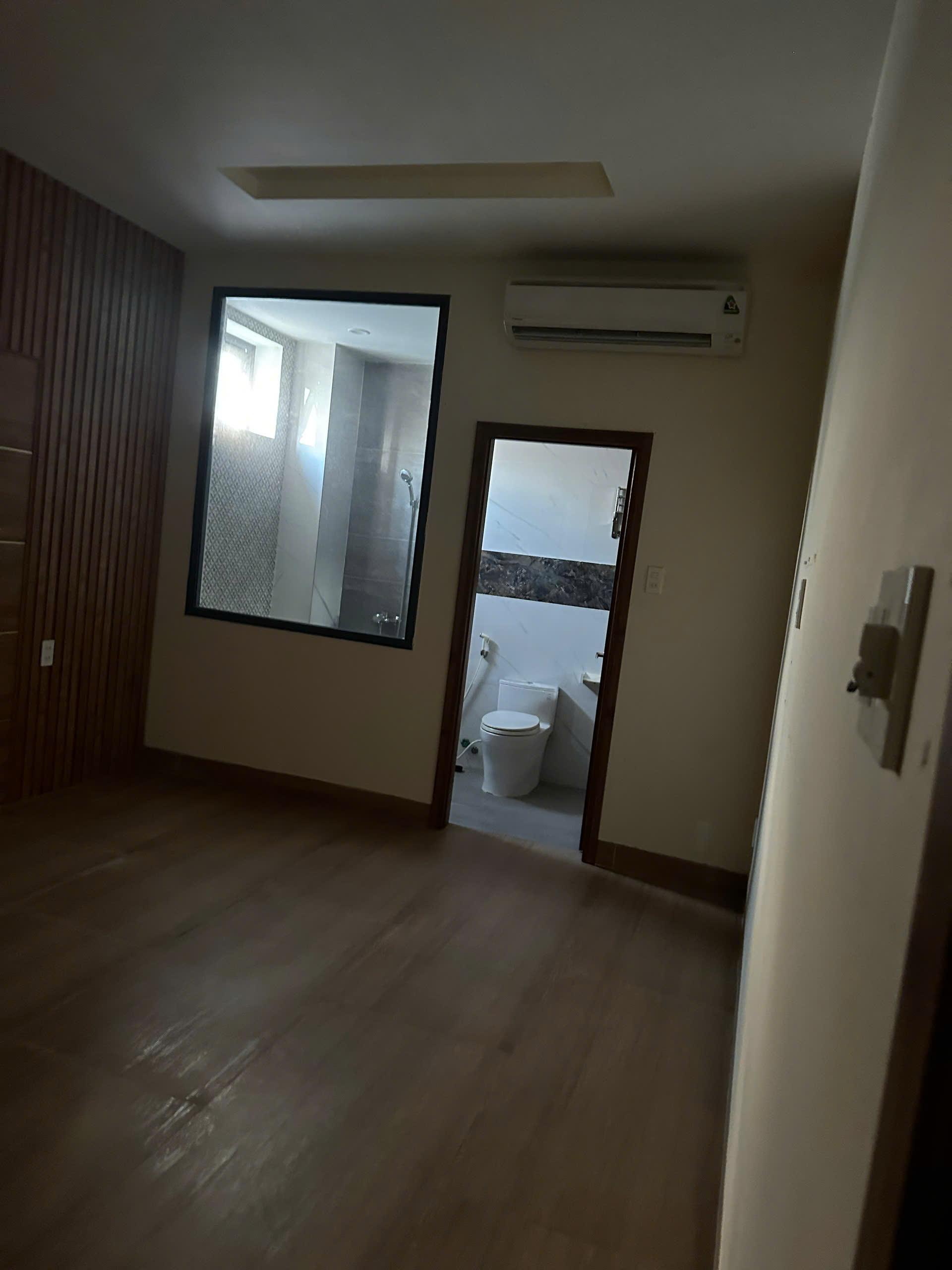 Cho thuê văn phòng tầng 3, tầng 4 mặt tiền tại Hoà Thuận Tây, Hải Châu, Đà Nẵng. - Ảnh 1