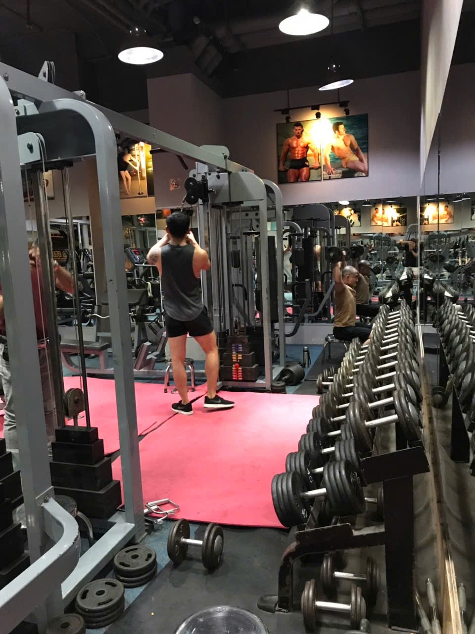 SANG LẠI TẤT CẢ TRANG THIẾT BỊ PHÒNG GYM TẠI QUẬN THỦ ĐỨC (Q2), CHỈ 200TR. LH:0913889972 - Ảnh 1
