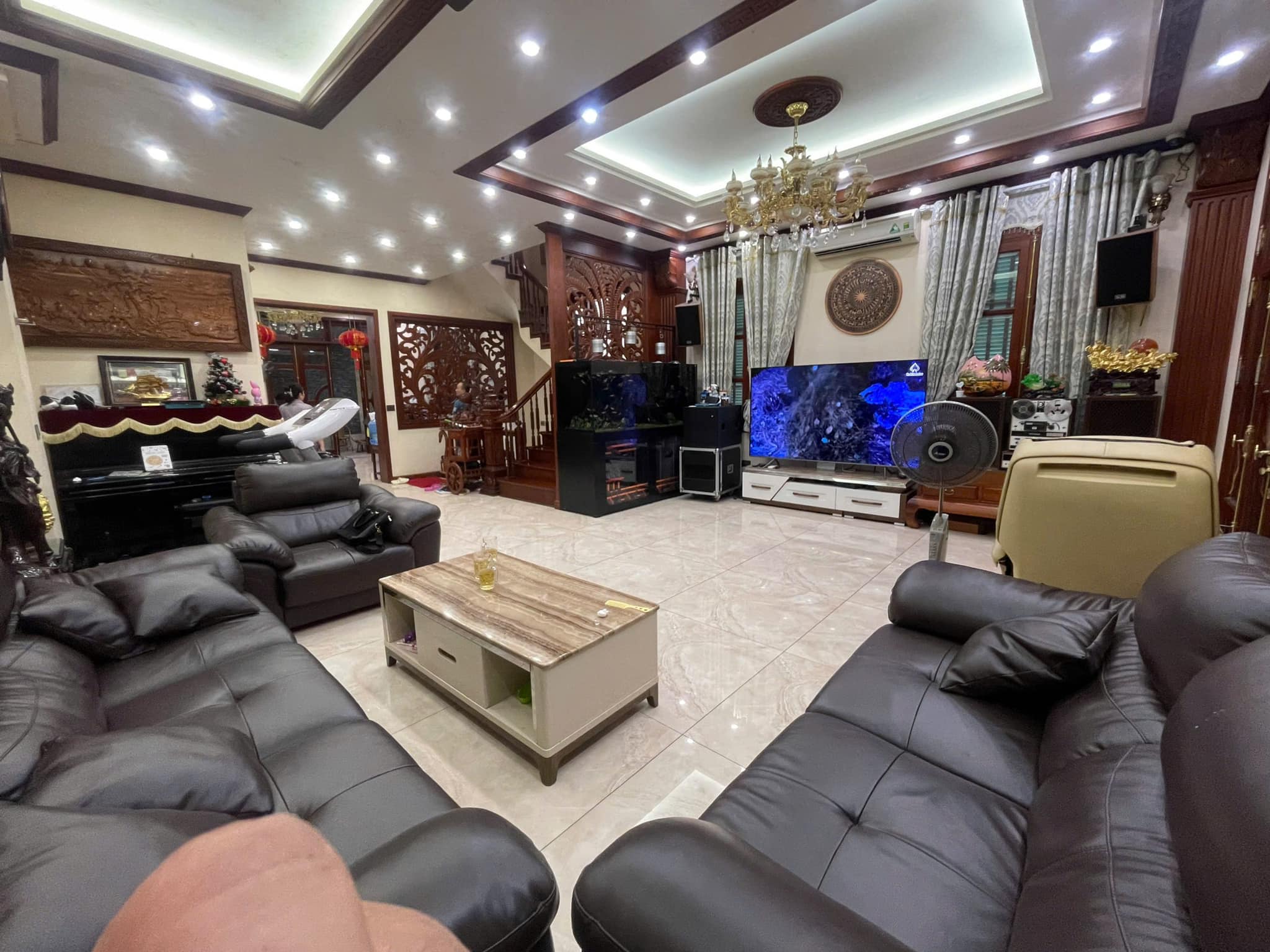 Bán nhà mặt phố Thái Hà, 133m2, 6 tầng thang máy, 61.5 tỷ, vỉa hè rộng, ô tô tránh, kinh doanh đỉnh - Ảnh 1