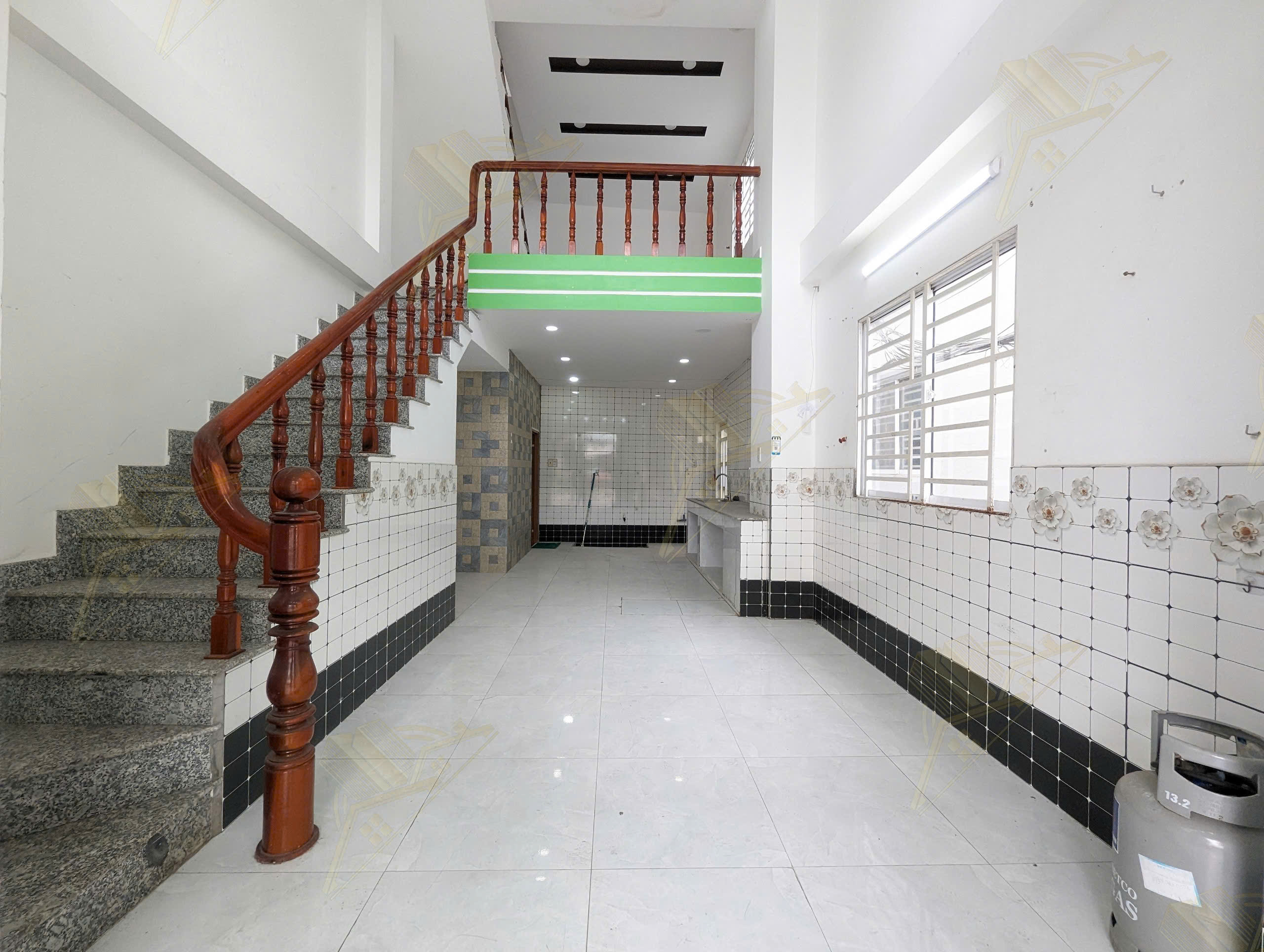 16. Cho Thuê Nhà Trệt Lửng Lầu Góc 2 Mặt Tiền - Đường Yết Kiêu - Phường Thới Bình - Ảnh 1