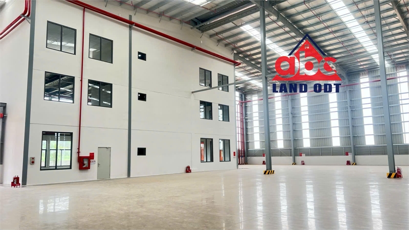 XT366 nhà xưởng hiện đại với thiết kế khung thép kiên cố trang bị hệ thống PC tự động - Ảnh chính