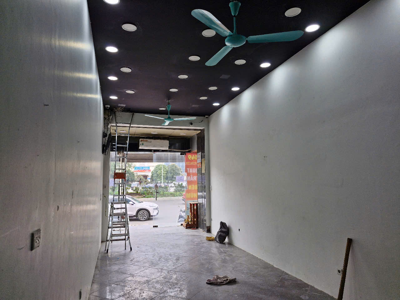 CHO THUÊ NHÀ MẶT ĐƯỜNG KHUẤT DUY TIẾN – PHÙ HỢP LÀM VĂN PHÒNG, CỬA HÀNG, SPA, SHOWROOM - Ảnh chính