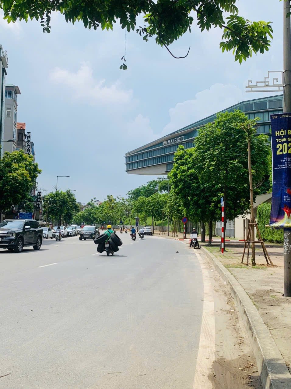 BÁN NHÀ TRUNG TÂM QUẬN NAM TỪ LIÊM 9 TẦNG MỚI XÂY THANG MÁY 4 MẶT THOÁNG KINH DOANH- VĂN PHÒNG GIÁ - Ảnh 1