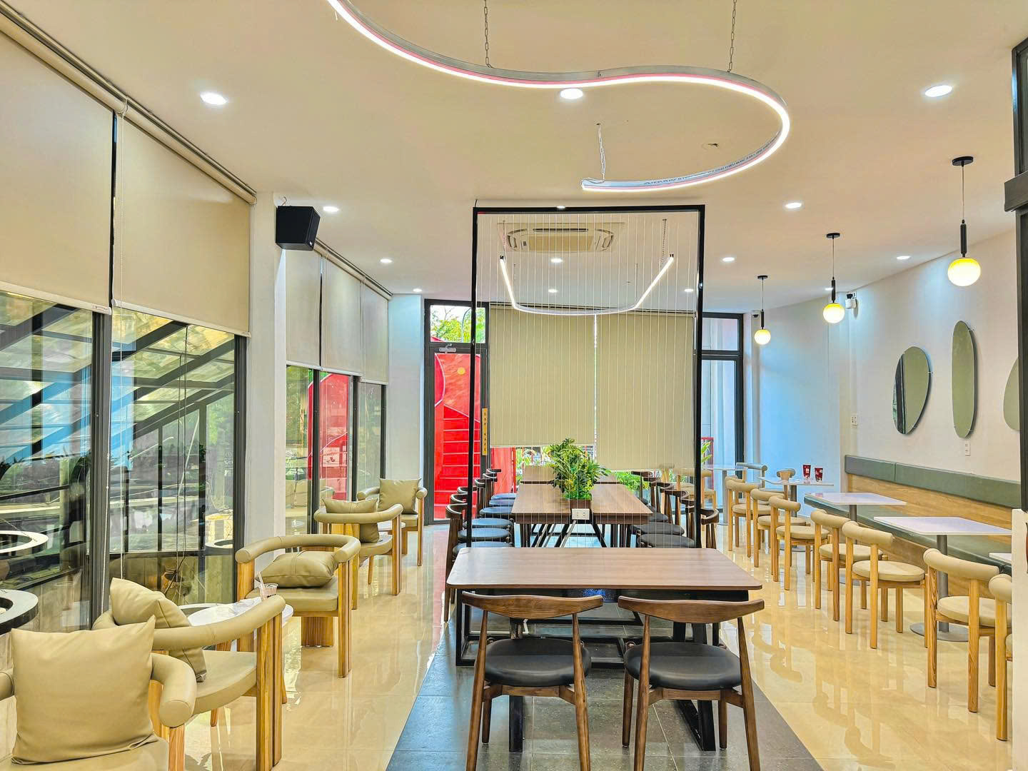 Cần sang toàn bộ quán cafe nằm ngay mặt tiền trung tâm TP.Huế - Ảnh 3