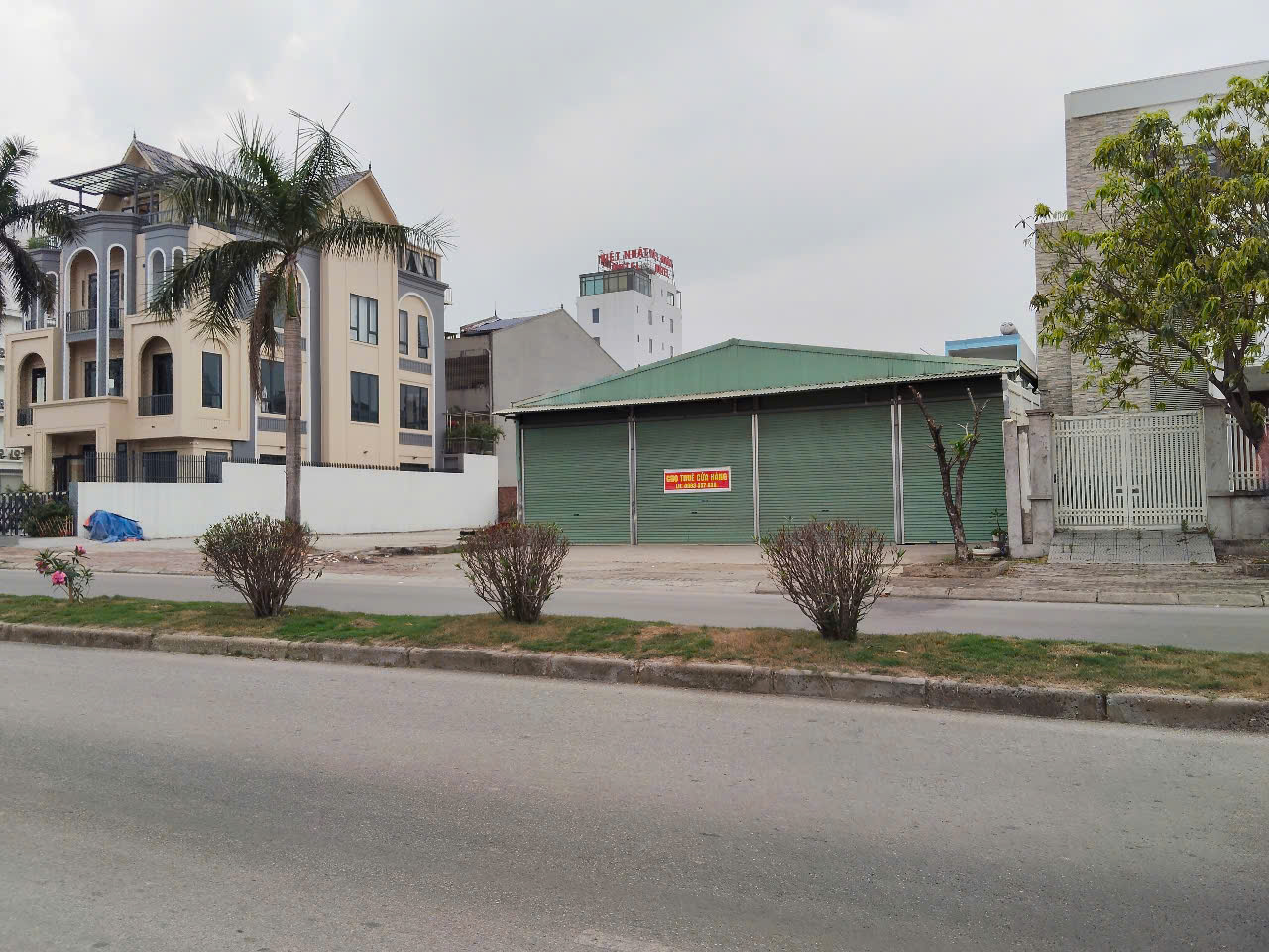 CHO THUÊ NHÀ XƯỞNG mặt đường bao biển KĐT Cao Xanh - Hà Khánh A - Ảnh chính
