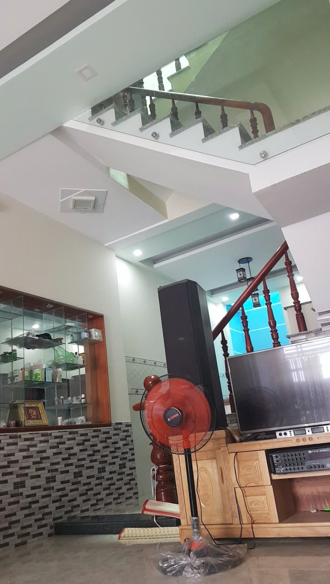 NHÀ MỚI 3 TẦNG – HXH TRÁNH NHAU – TCH10, Q12 GIÁ RẺ - Ảnh 1