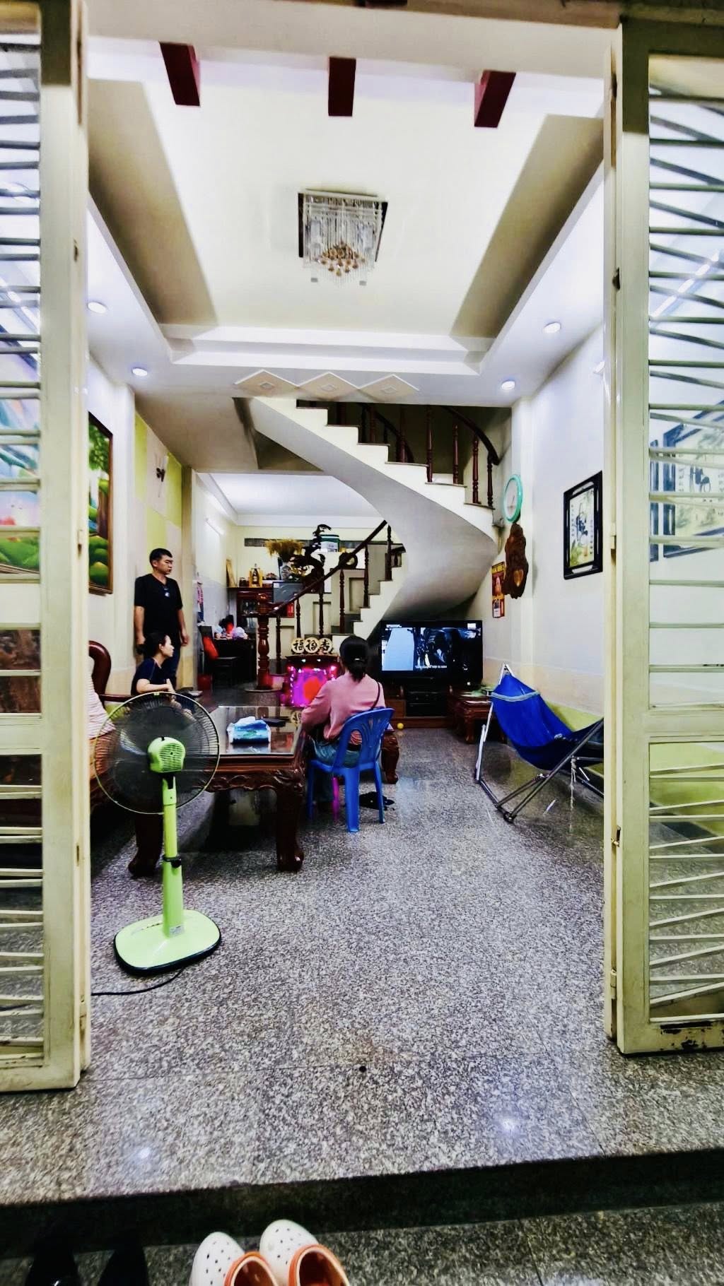 GIÁP TÂN BÌNH - Q11 - HXH THÔNG - NHÀ ĐẸP 1/ 4 TẦNG  - 56M NHỈNH 8 ĐỒNG - Ảnh 2