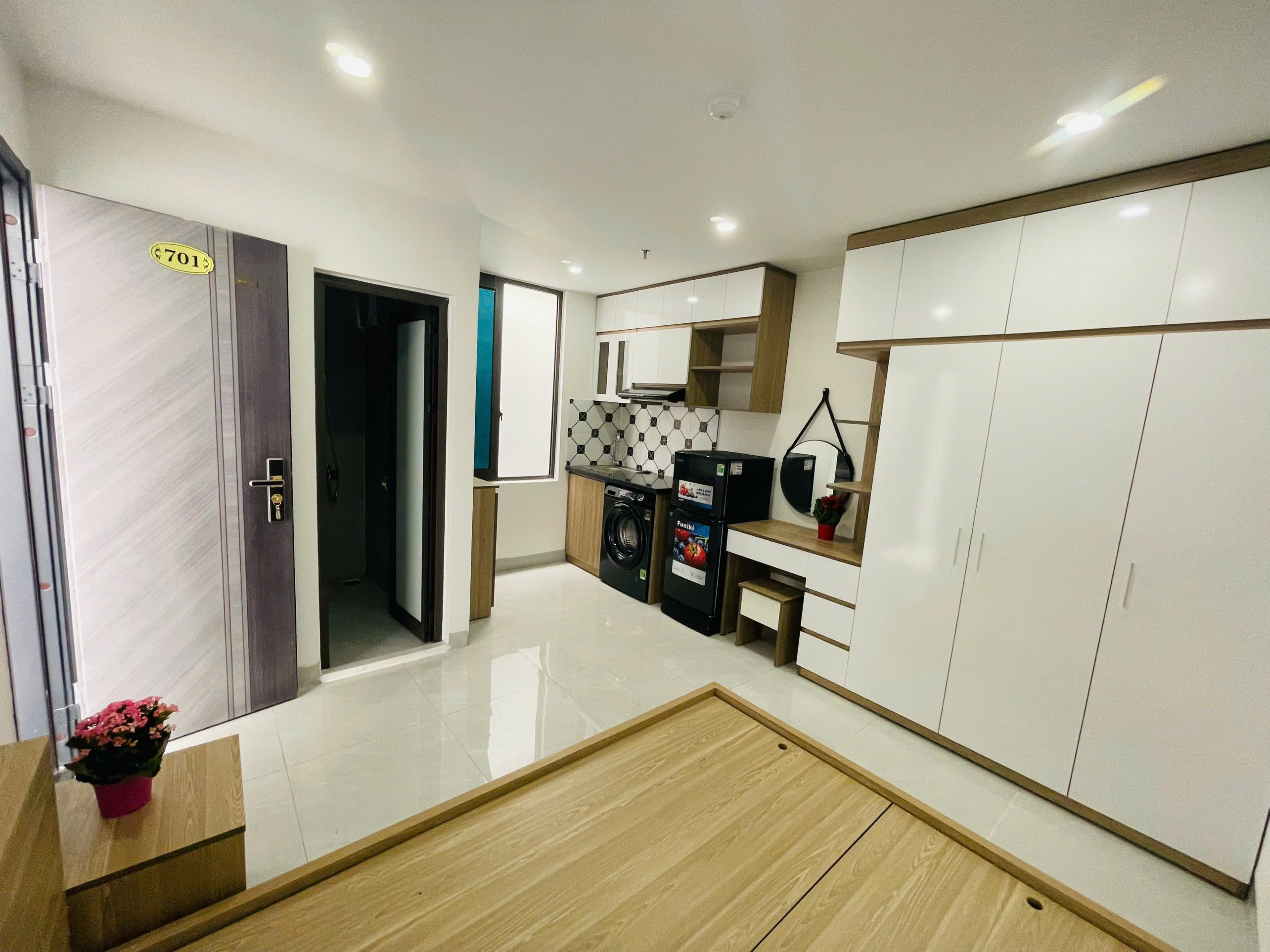 (Rất hiếm) Căn hộ studio 25m2 mới khai trương tại ngõ 59 Mễ Trì - Có máy giặt riêng - Ảnh chính