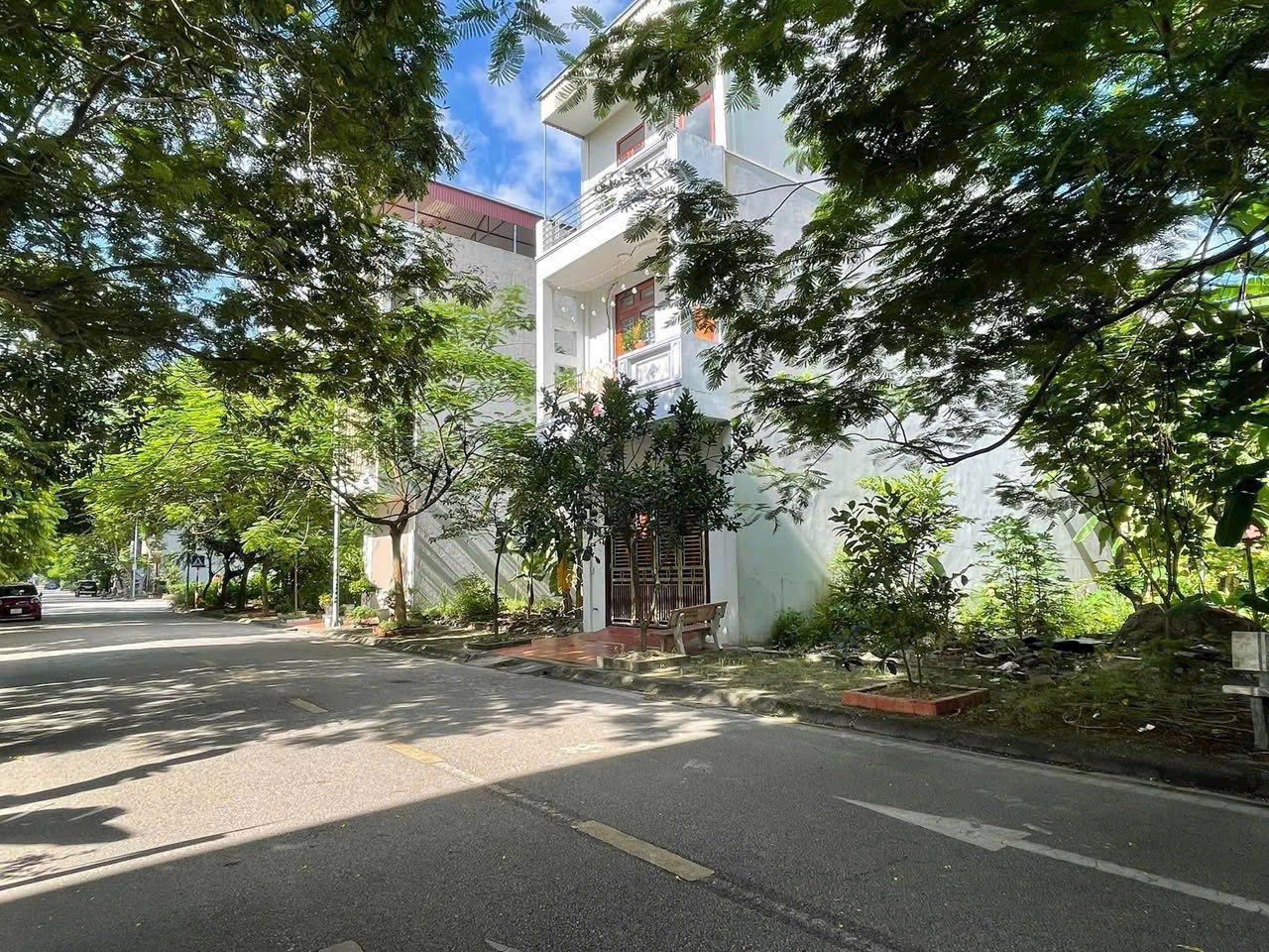 Bán lô đất mặt đường Trần Huy Liệu, khu Vạn Lộc, ph Tứ Minh, TP HD, 69.75m2, mt 4.5m - Ảnh 1