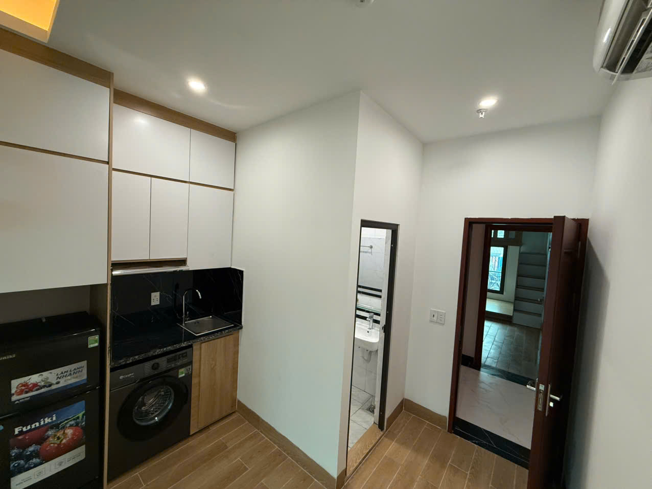 (Cực hiếm)Căn hộ Giường tầng cao cấp 25m2 mới khai trương ngõ 124 Khương Trung - Máy giặt riêng - Ảnh 3
