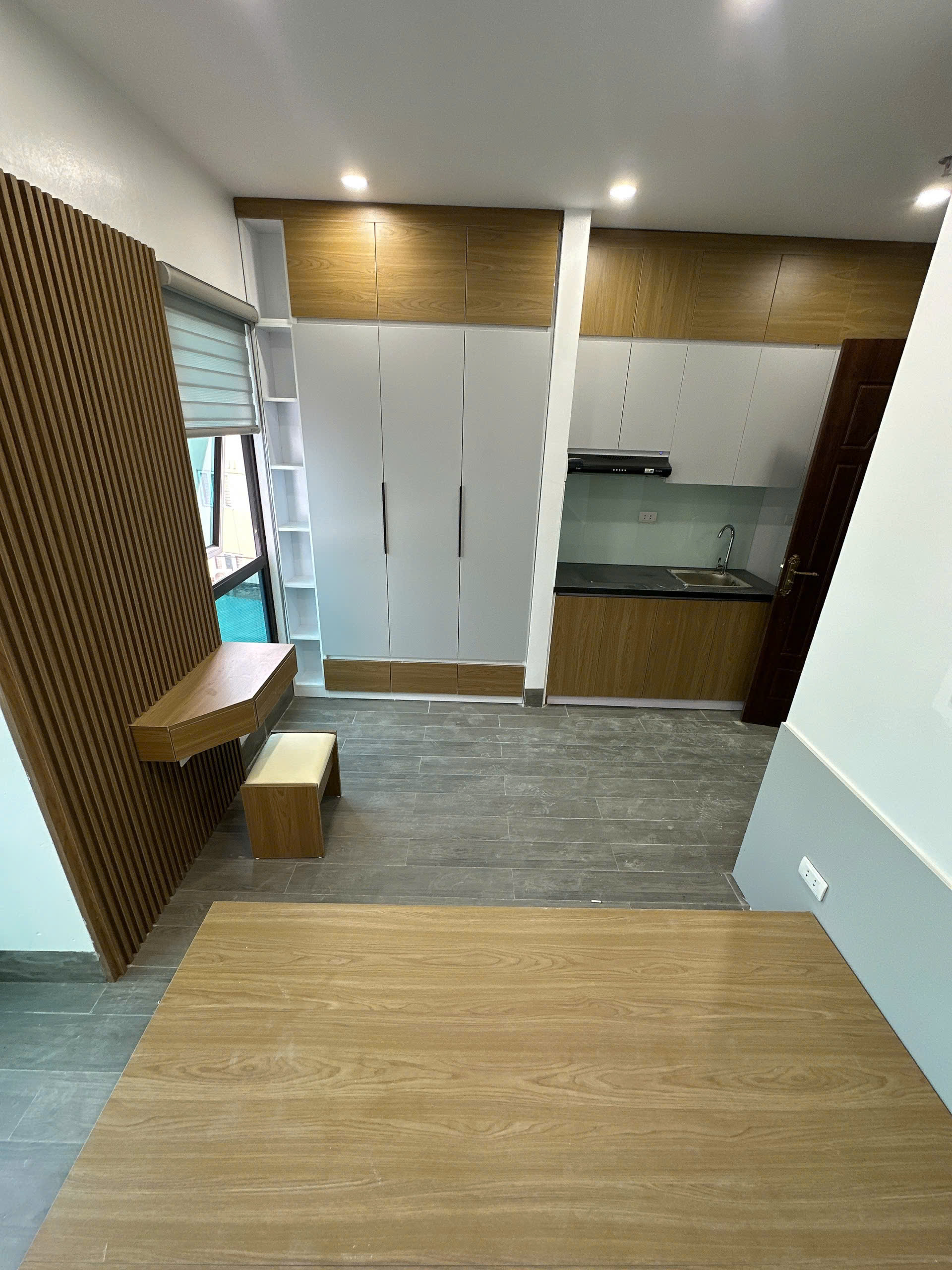 (Cực Hiếm) Căn hộ Studio 25m2 mới khai trương tại ngõ 315 Nguyễn Khang - Gần ĐH Giao Thông Vận Tải - Ảnh 2