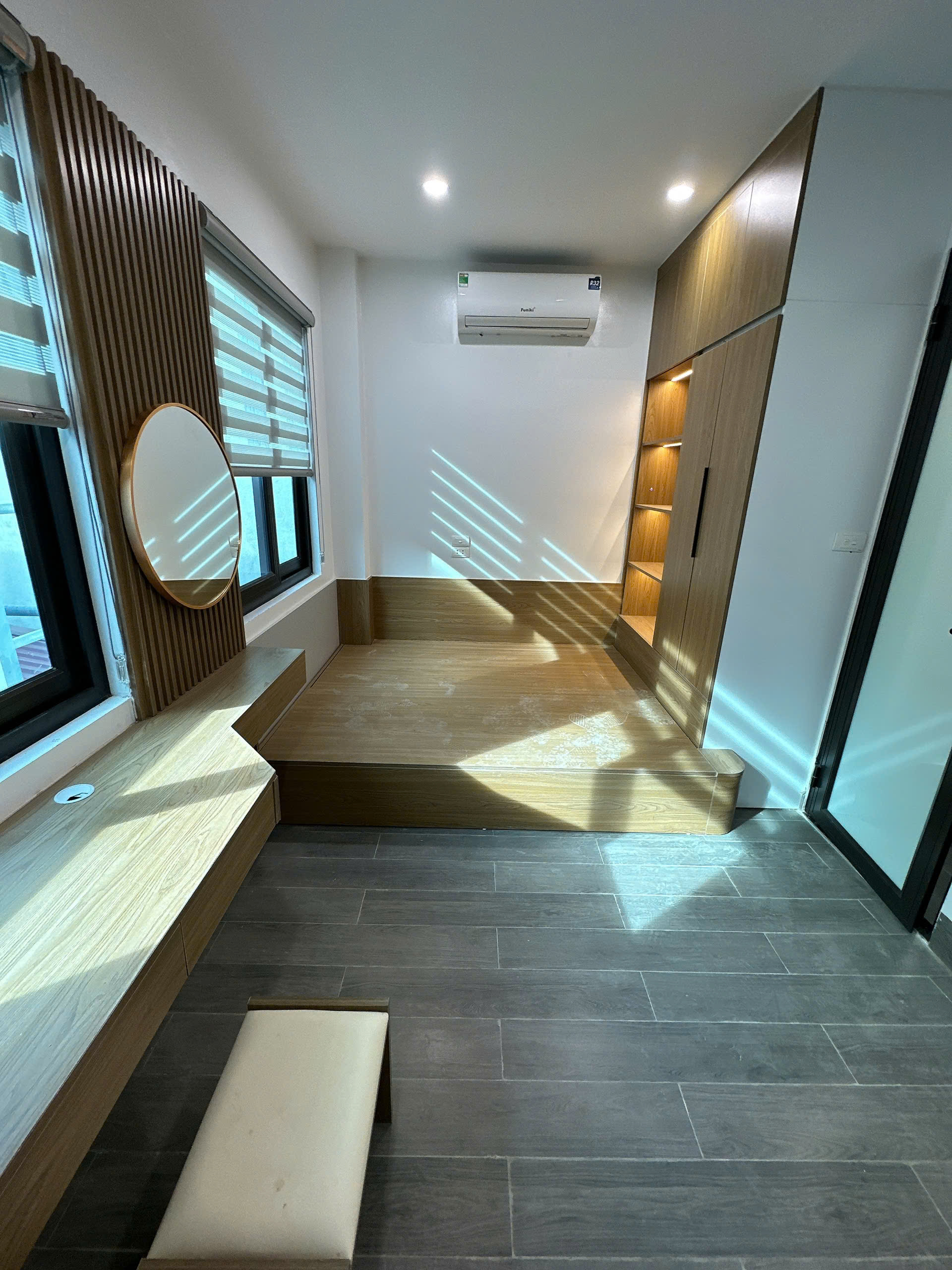 (Cực Hiếm) Căn hộ Studio 25m2 mới khai trương tại ngõ 315 Nguyễn Khang - Gần ĐH Giao Thông Vận Tải - Ảnh 1