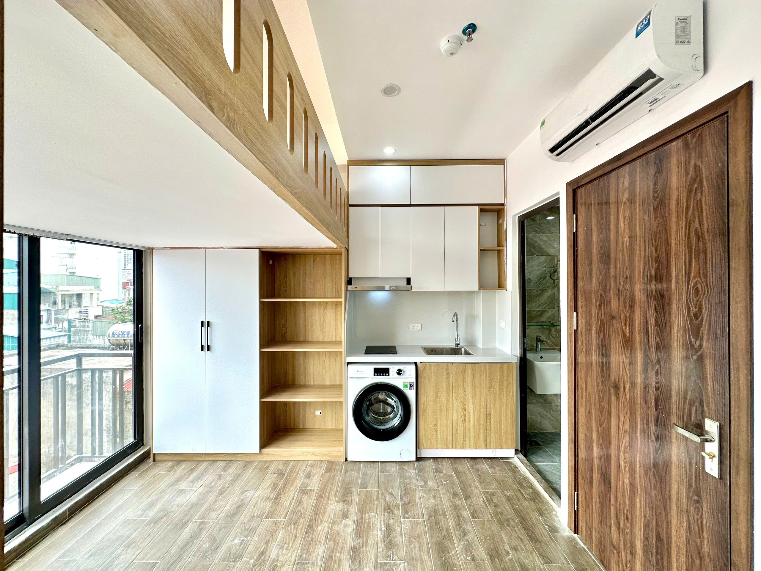 (Cực hiếm) Căn hộ Gác xép cao cấp 20m2 mới khai trương tại Quan Nhân - Có máy giặt riêng - Ảnh chính