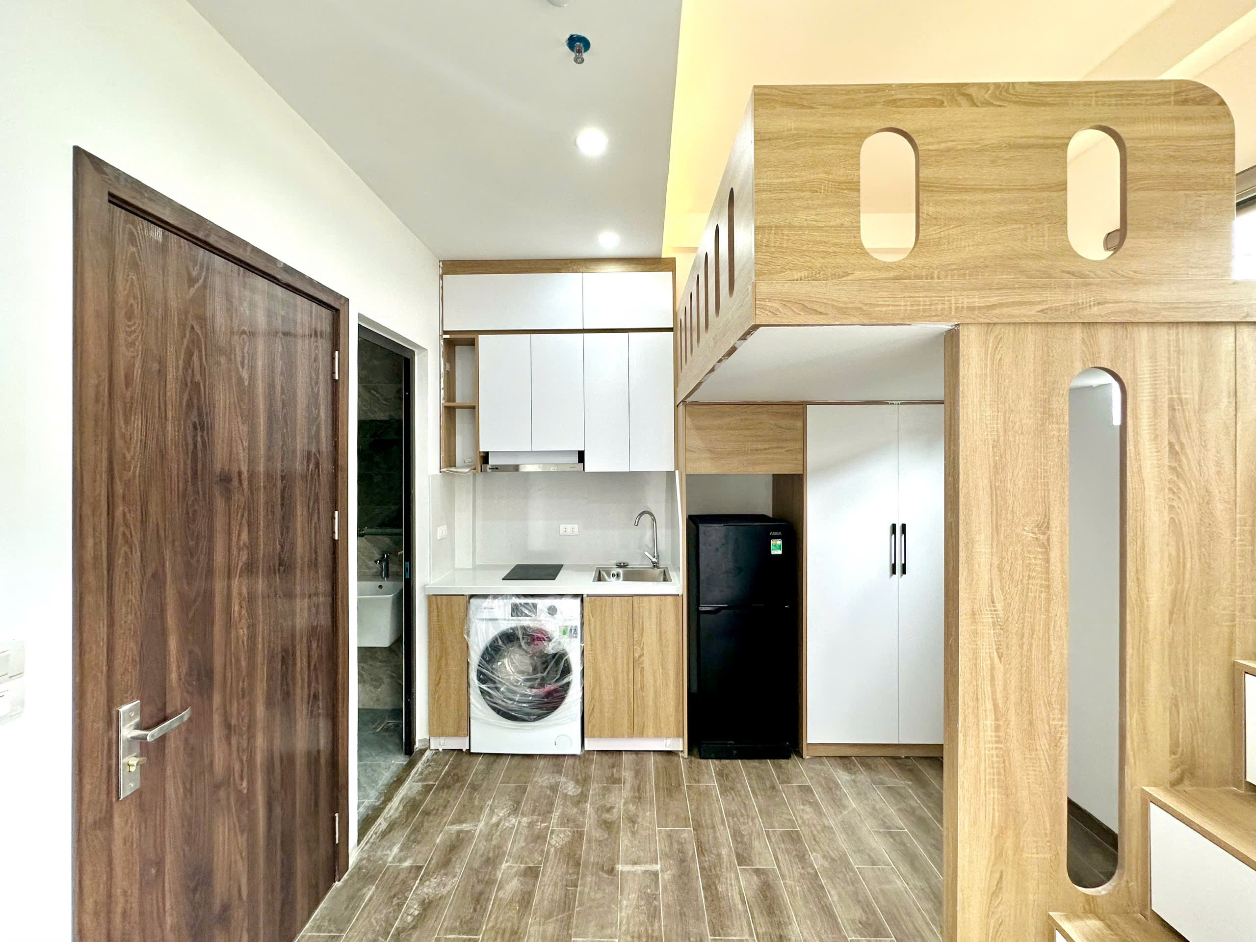 (Cực hiếm) Căn hộ Gác xép cao cấp 20m2 mới khai trương tại Quan Nhân - Có máy giặt riêng - Ảnh 1