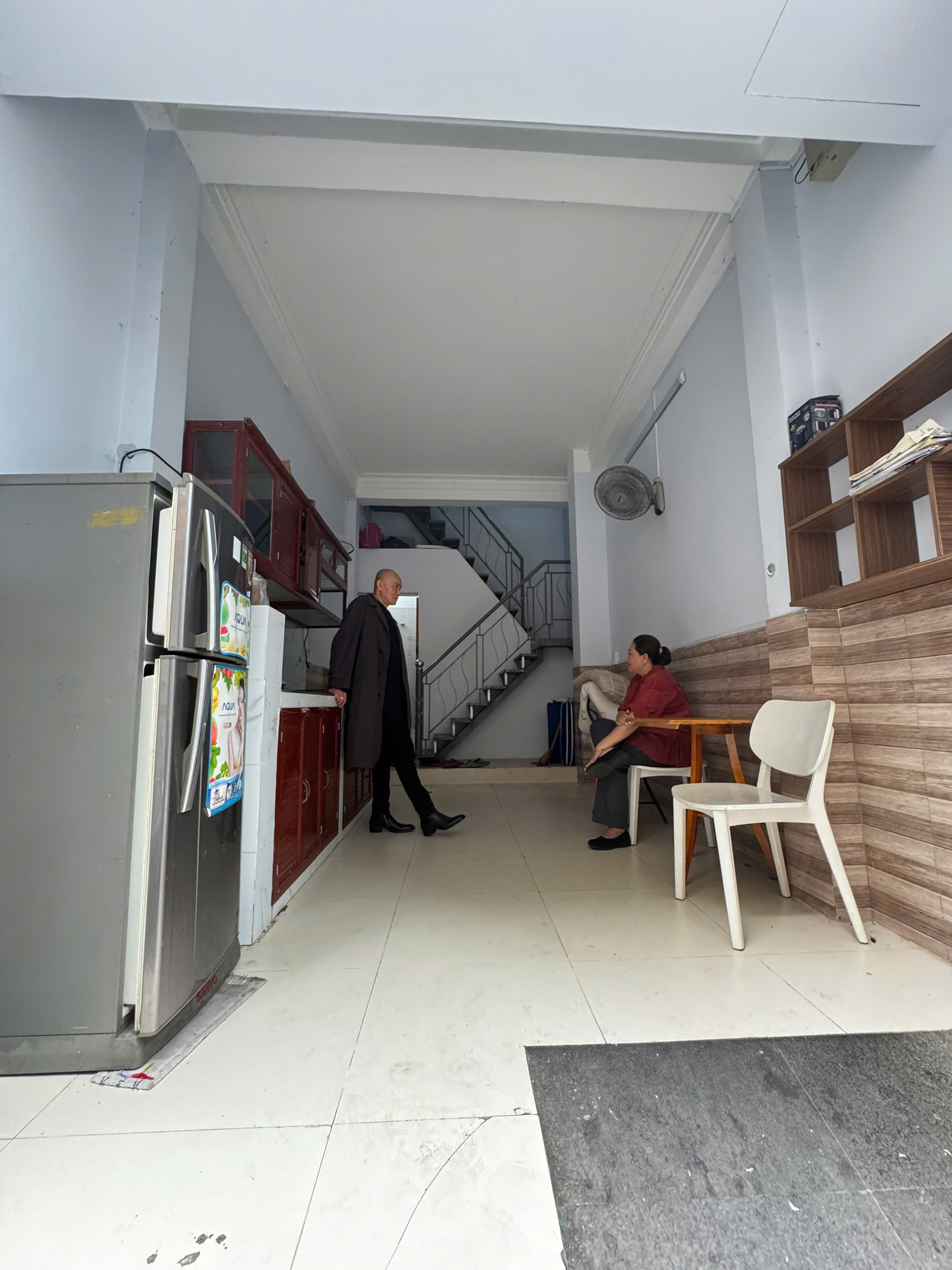 Cho thuê nhà nguyên căn – Đường Đoàn Thị Điểm,Phú Nhuận – giá chỉ 11 triệu tháng - Ảnh 1