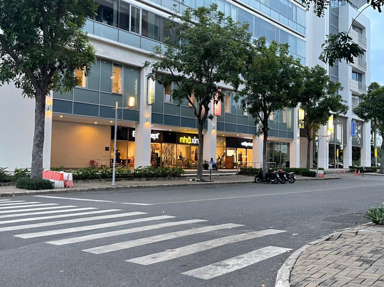 Bán Shophouse HỒ BÁN NGUYỆT QUẬN 7, 194M2, 37 TỶ, MUA TT CĐT, LS 0%, CK CAO. CÓ SẴN KINH DOANH NGAY - Ảnh 1