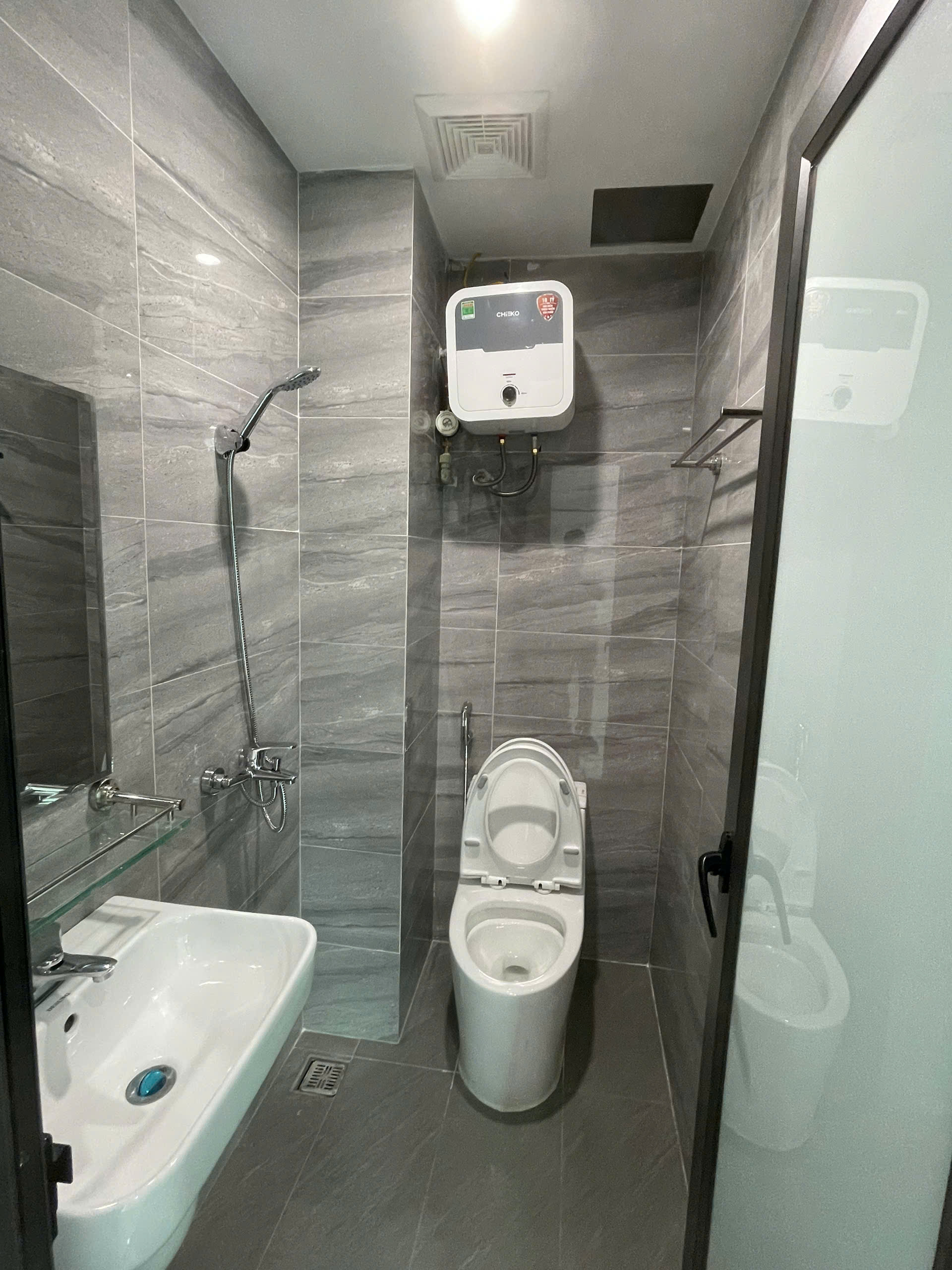 (Cực hiếm) Căn hộ Studio cao cấp 25m2 mới khai trương tại ngõ 112 Định Công Thượng - Máy giặt riêng - Ảnh 3