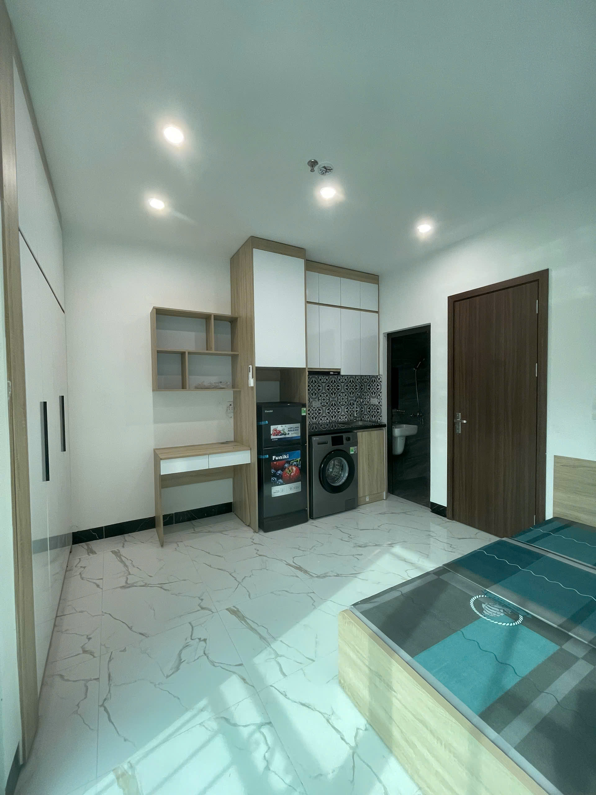 (Cực hiếm) Căn hộ Studio cao cấp 25m2 mới khai trương tại ngõ 112 Định Công Thượng - Máy giặt riêng - Ảnh chính