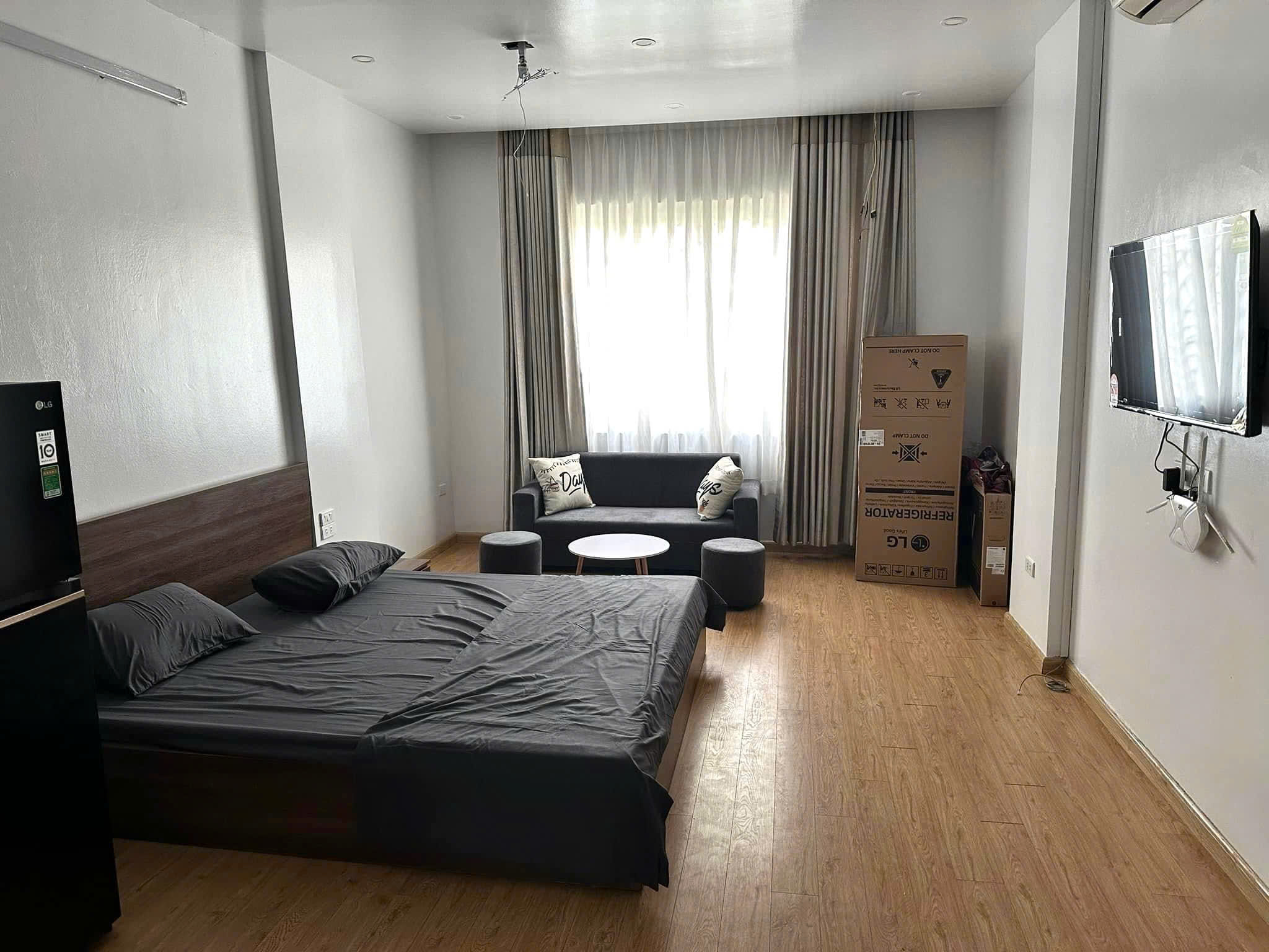 CHÍNH CHỦ CHO THUÊ PHÒNG STUDIO TẦNG 2, TẦNG 5 MẶT ĐƯỜNG 219 TRẦN ĐĂNG NINH - Ảnh 1