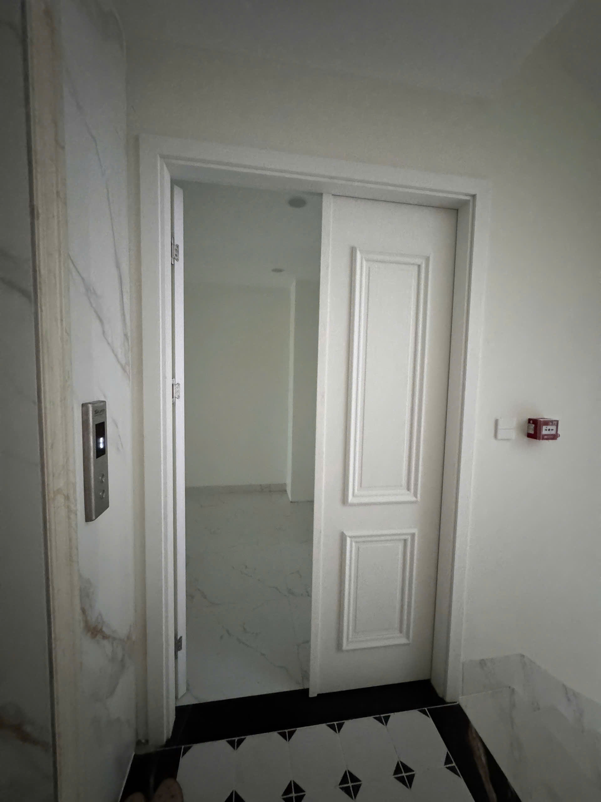 CHÍNH CỦ CHO THUÊ 2 SÀN VĂN PHÒNG TẠI NGÕ 283 ĐỘI CẤN, BA ĐÌNH, HÀ NỘI - Ảnh 2
