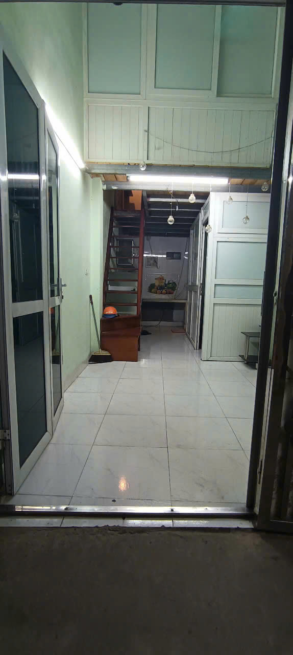 Cho thuê nhà cấp 4 có gác xép – riêng biệt, giá tốt tại Thanh Trì, Hoàng Mai - Ảnh chính
