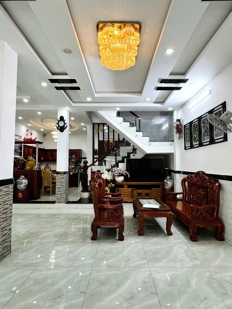 NHÀ ĐẸP - GIÁP TRƯỜNG CHINH & CỔNG KCN TÂN BÌNH - NGANG KHỦNG 7M - HẺM 5M - 99M² - 4 TẦNG NHỈNH 12 TỶ - Ảnh 2