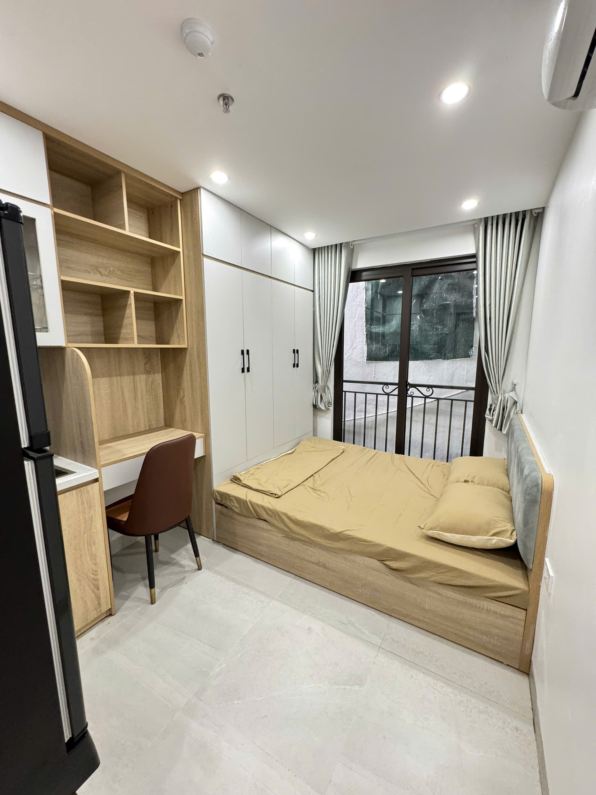 (Cực hiếm) Căn hộ Studio cao cấp 22m2 mới khai trương tại ngõ 6 Đặng Văn Ngữ - Đống Đa - Ảnh chính
