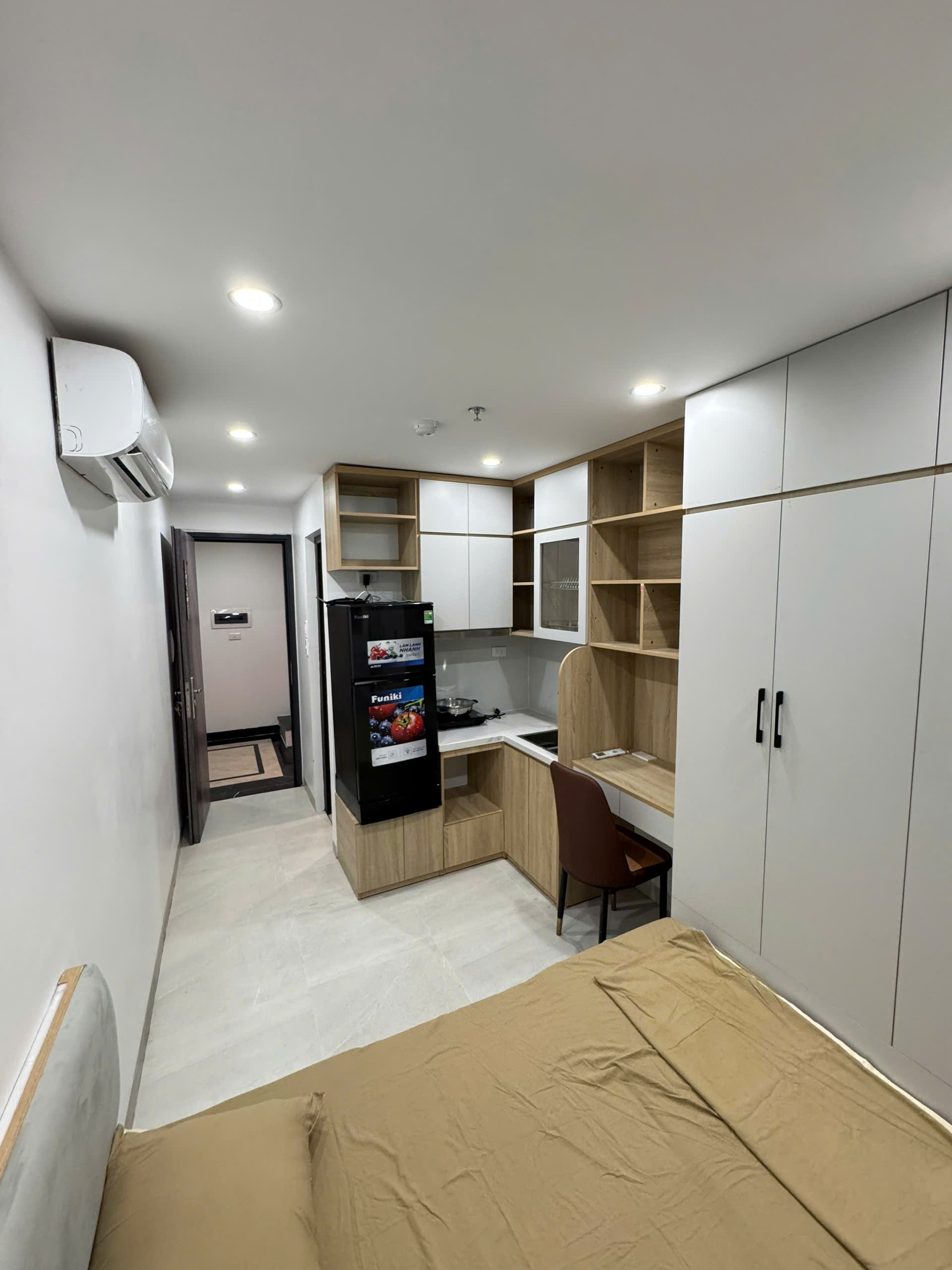 (Cực hiếm) Căn hộ Studio cao cấp 22m2 mới khai trương tại ngõ 6 Đặng Văn Ngữ - Đống Đa - Ảnh 1