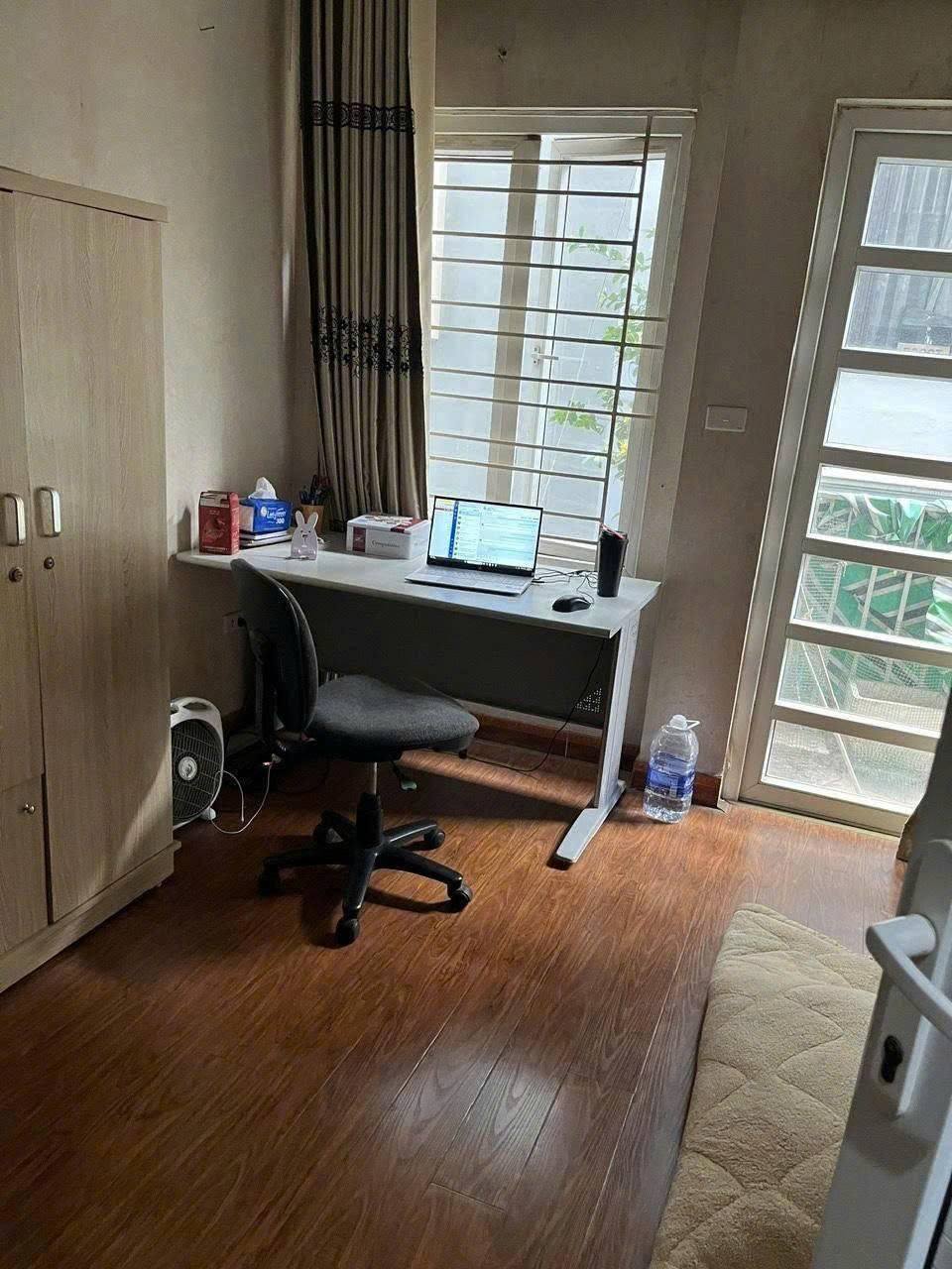 Cho thuê nhà ngõ 72 Dương Quảng Hàm, Cầu Giấy 35m x 5T giá 14 triệu, ô tô, kinh doanh - Ảnh 1