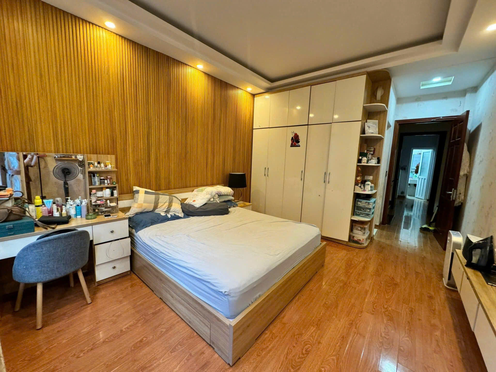 Cho thuê nhà ngõ 61 Phùng Chí Kiên, Hoàng Quốc Việt 60m x 6T giá 25TR, ô tô tránh - Ảnh 1