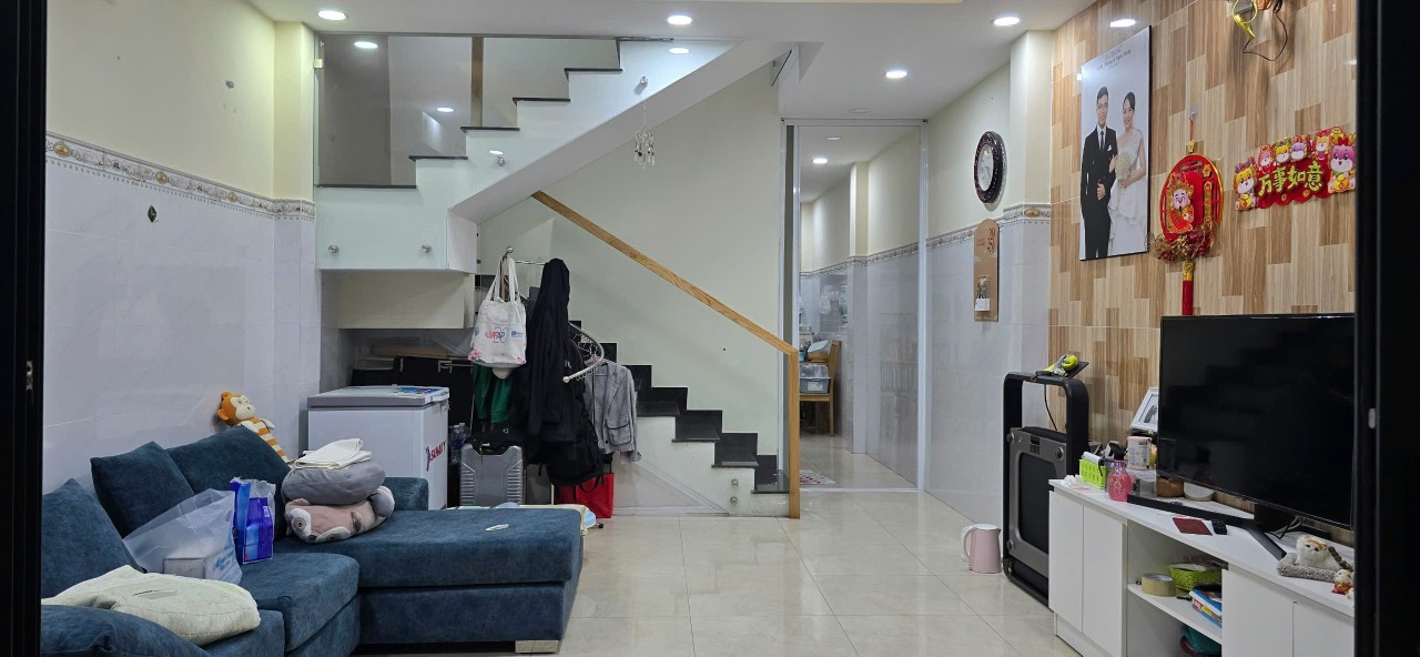 Bán nhà ảnh thật chính chủ bùi thị xuân, P1, TB. DT: 4x14m. Giá: 6,3 Tỷ - Ảnh chính