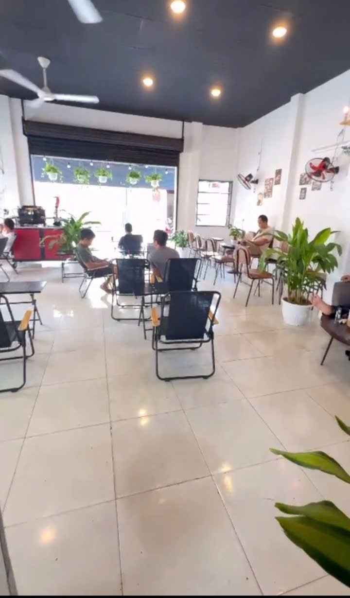 CHÍNH CHỦ CẦN SANG NHƯỢNG QUÁN CAFE GÓC 2 MẶT TIỀN TẠI TÂN PHÚ - Ảnh chính