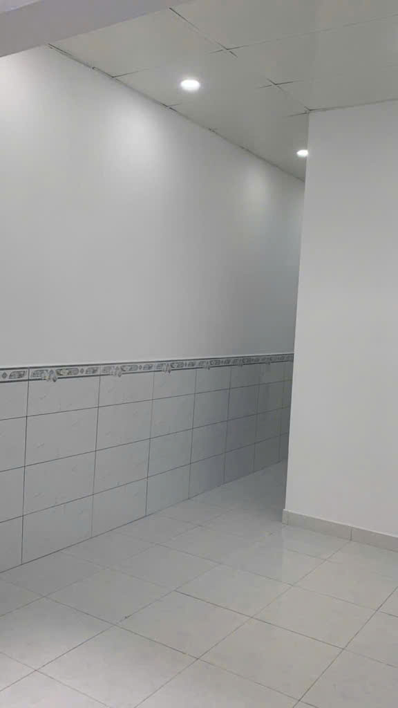 3,2 TỶ CÓ NGAY NHÀ 60M2 CÁCH HOÀNG HỮU NAM 20M - Ảnh 2