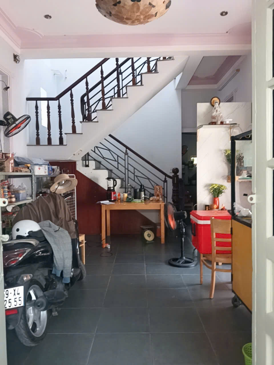 Nhà HXH Quanh trung tăng nhơn phú B, diện tích 225m giá tốt - Ảnh chính