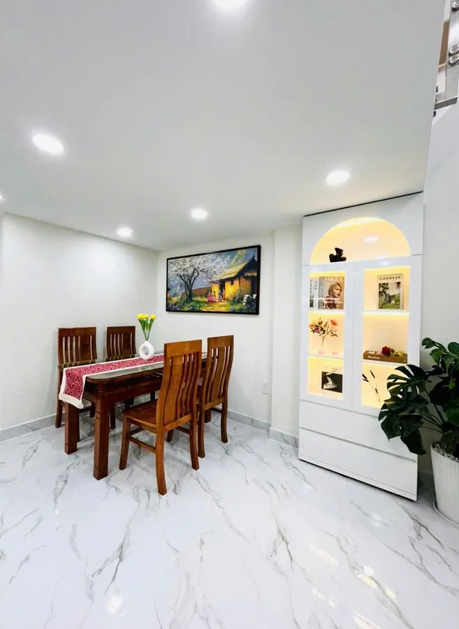 BÁN GẤP 350 ( P16)  Nguyễn Văn Lượng 28 MÉT CẤP 4  GIÁ  5 tỷ Gò Vấp Hồ Chí Minh Diện tích: 28m² ( - Ảnh chính