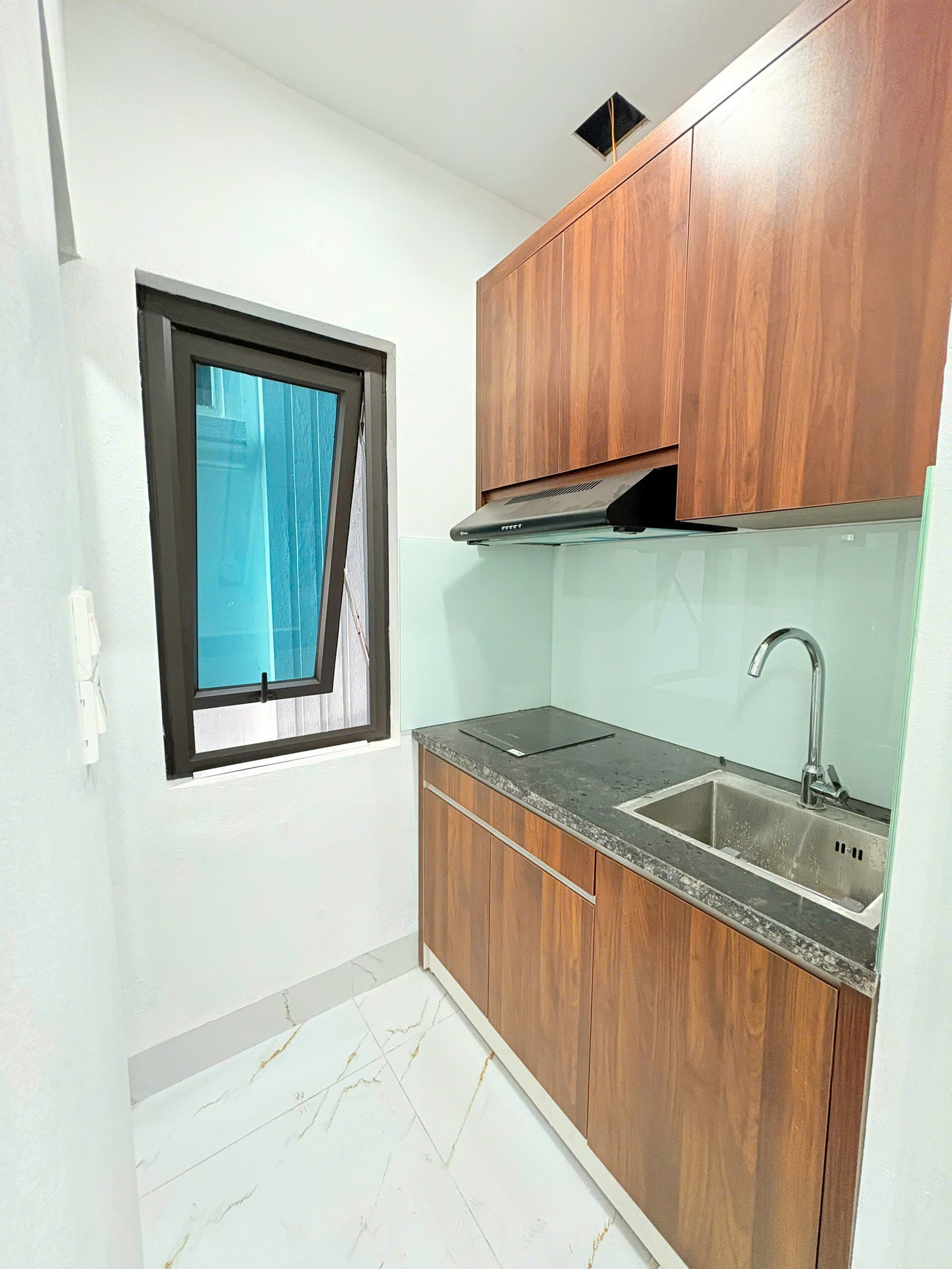 (Cực hiếm) Căn hộ Studio cao cấp 25m2 mới khai trương tại ngõ 402 đường Mỹ Đình - Có Tivi riêng - Ảnh 3