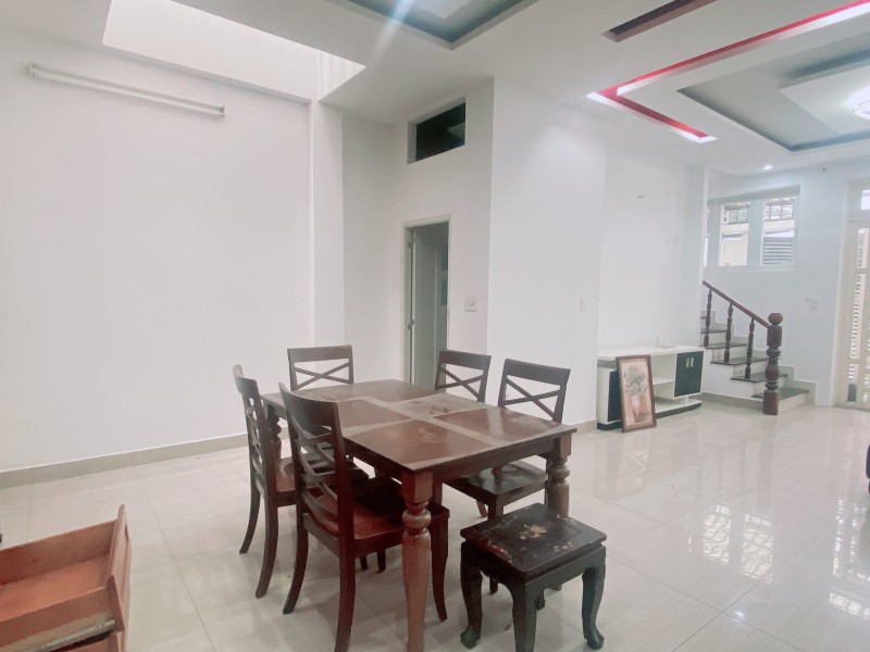 Bán nhà 2 tầng, 68m², 2PN, Q.2, TPHCM,  6.3 tỷ, sổ hồng - Ảnh 2