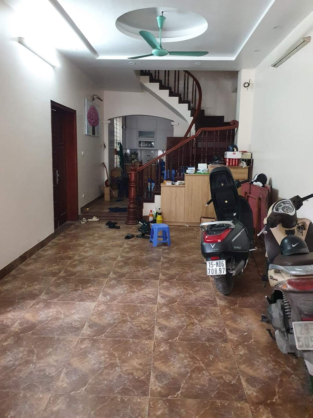 Căn nhà cuối cùng tại Tư Đình, ngay đường dẫn cầu TRần Hưng Đạo 57m2 x 3 tầng Giá 7,7 tỷ. - Ảnh chính