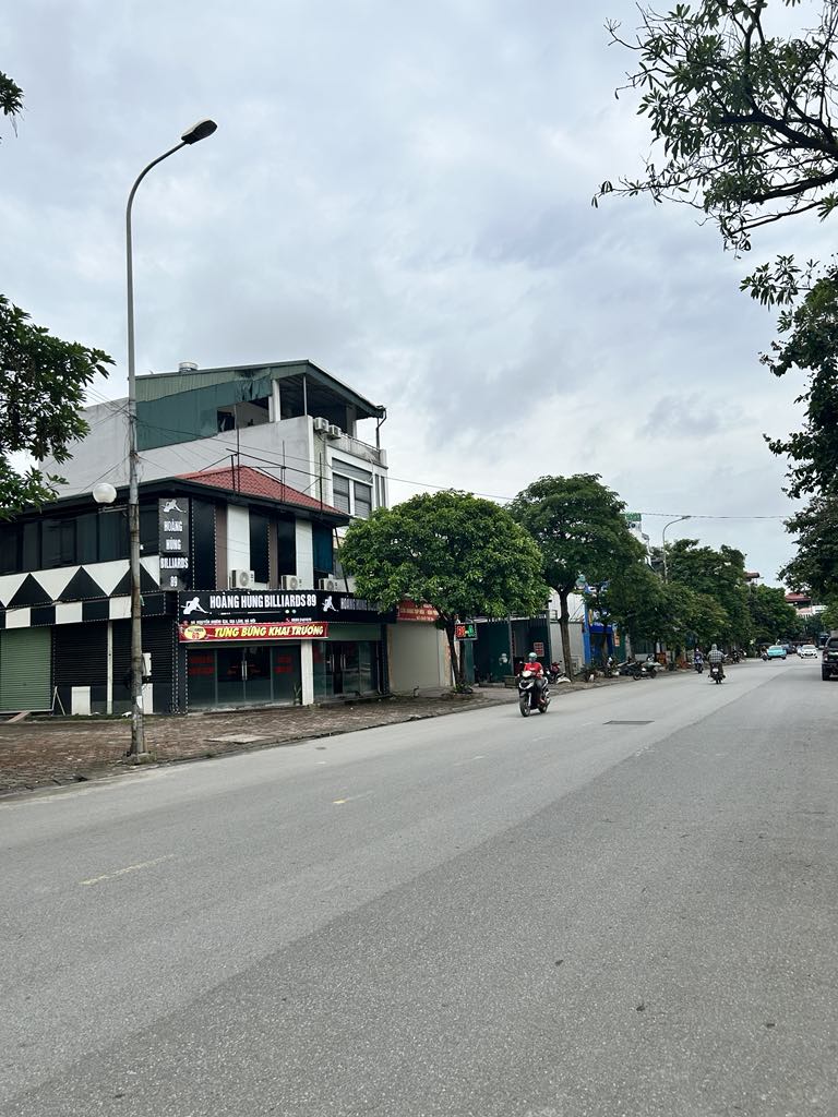Cho thuê MBKD,Kho Xưởng,nhà mặt phố Nguyễn Khiêm Ích,Trâu Quỳ, 140m 2 tầng đường 22m - Ảnh 2