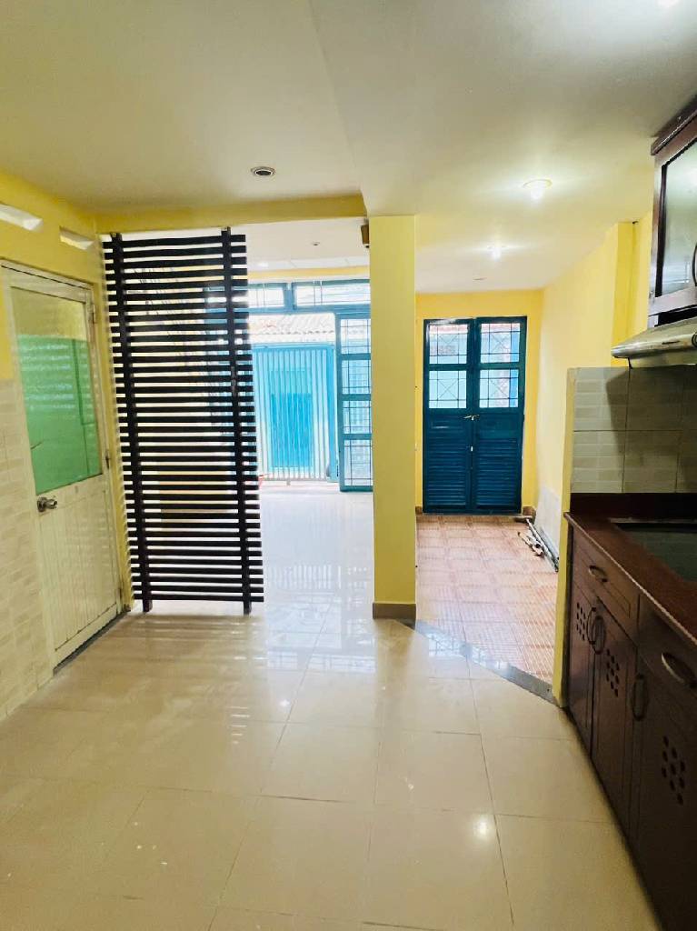 Cần bán nhà Bà Hạt – Nguyễn Tiểu La -  VF3 tới cửa , Quận 10 chỉ 5.5 tỷ - Ảnh 1