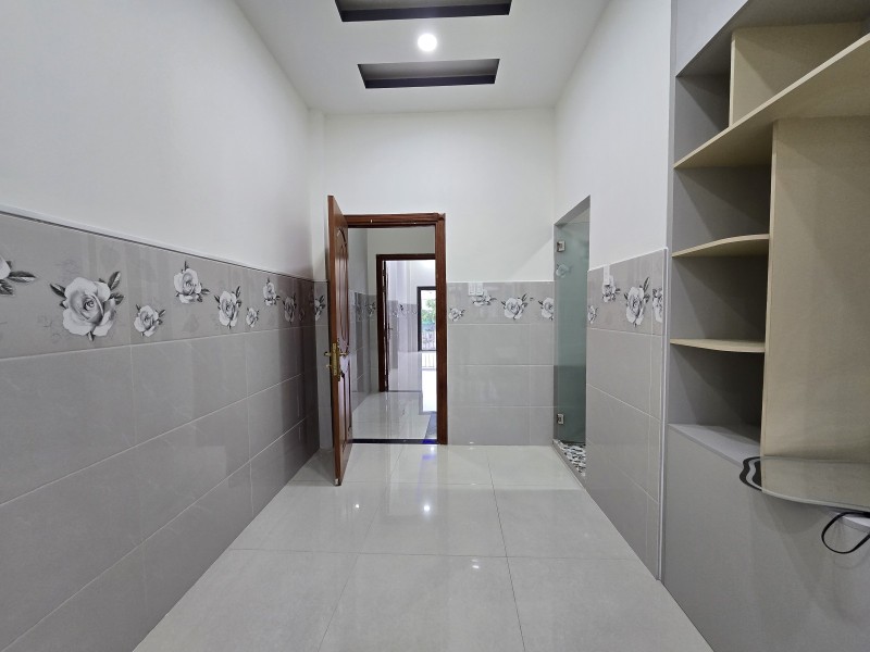 Bán nhà Mặt tiền ngay Lâm Văn Bền, Bình Thuận, Quận 7, 113m2 (5.1x22) 4 tầng, 16.5 tỷ - Ảnh 1