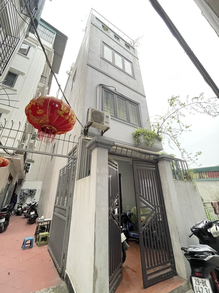 BÁN NHÀ MÁT MẺ – LỘC PHÁT – GIÁ RẺ BẤT NGỜ GẦN AEON LONG BIÊN – CHỈ 10 PHÚT SANG PHỐ CỔ - Ảnh chính