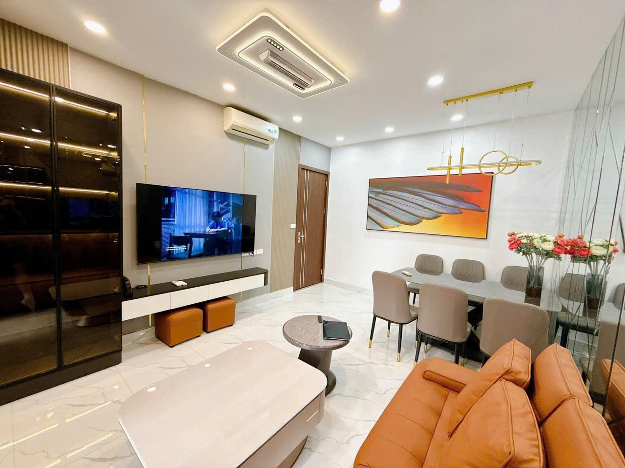 Cho thuê nhà tập thể siêu đẹp Nguyễn Lương Bằng, Đống Đa 70m, 2PN2VS, full đồ giá 12TR - Ảnh chính