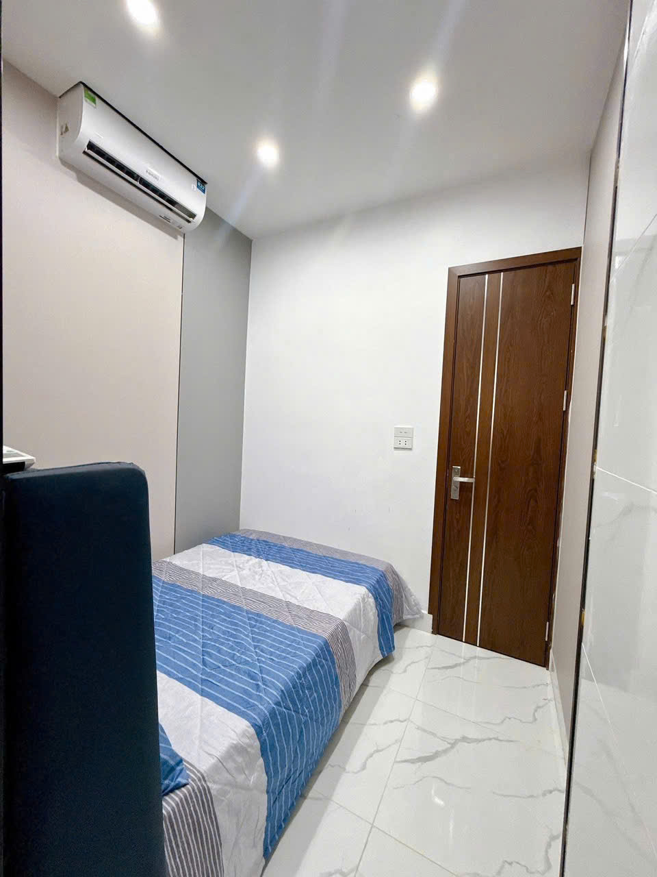 Cho thuê nhà tập thể siêu đẹp Nguyễn Lương Bằng, Đống Đa 70m, 2PN2VS, full đồ giá 12TR - Ảnh 4