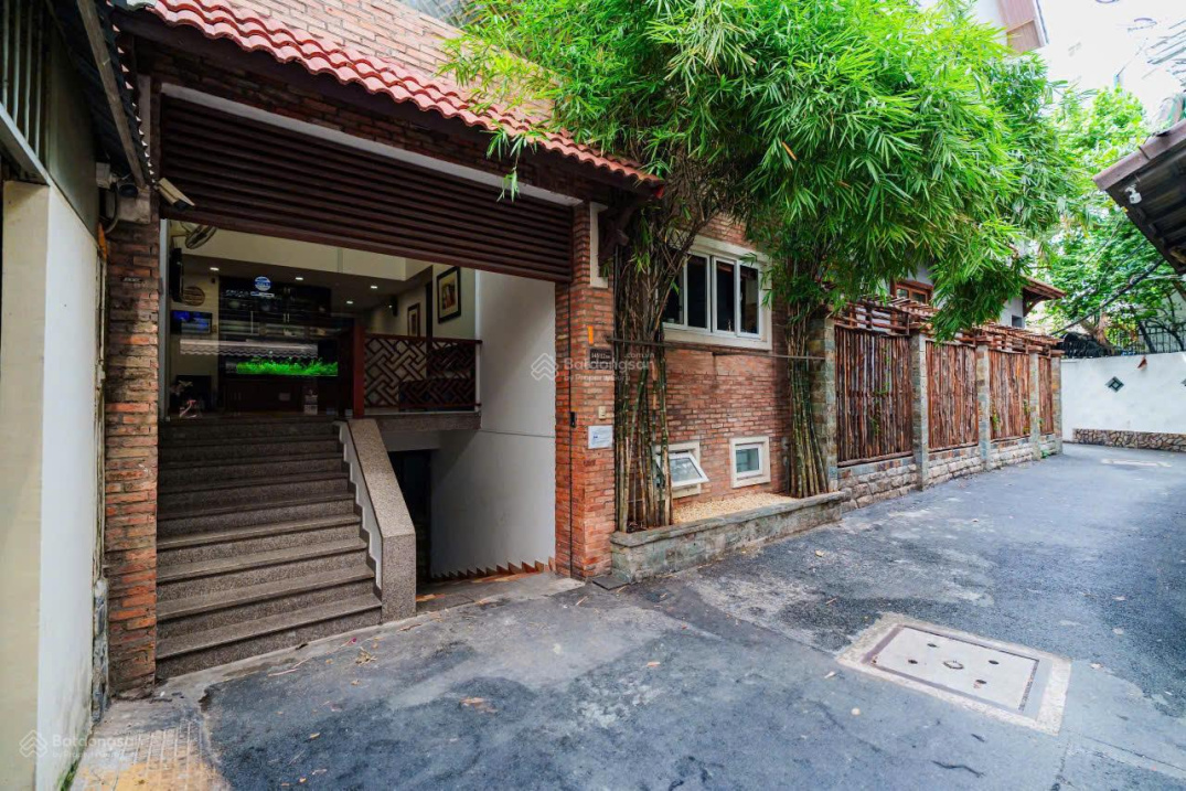 Tòa Nhà Căn Hộ 7 Tầng, DT 724m², Phú Nhuận – Gần Nguyễn Văn Trỗi – Giá 31 Tỷ - Ảnh chính