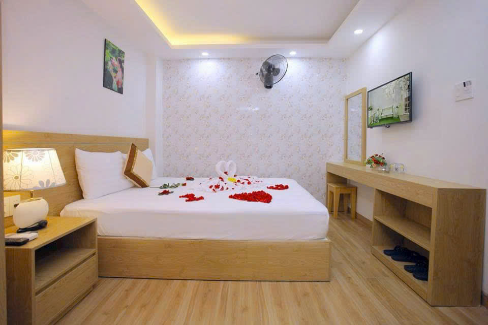 Bán khách sạn 8 tầng mặt tiền đường Đinh Tiên Hoàng, p.Lộc Thọ- Trung Tâm TP Nha Trang. Diện tích - Ảnh 2